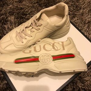 Men Gucci shoes